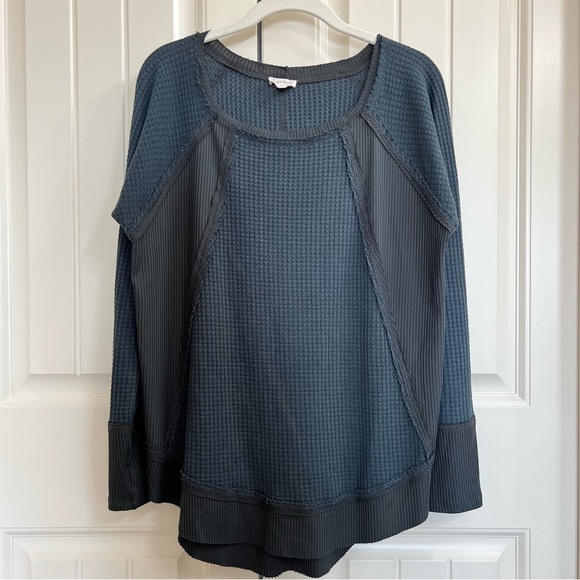 Hem & Thread Tops - Hem & Thread Womens Long Sleeve Tee Waffle Knit Mixed Media in Green, Size S